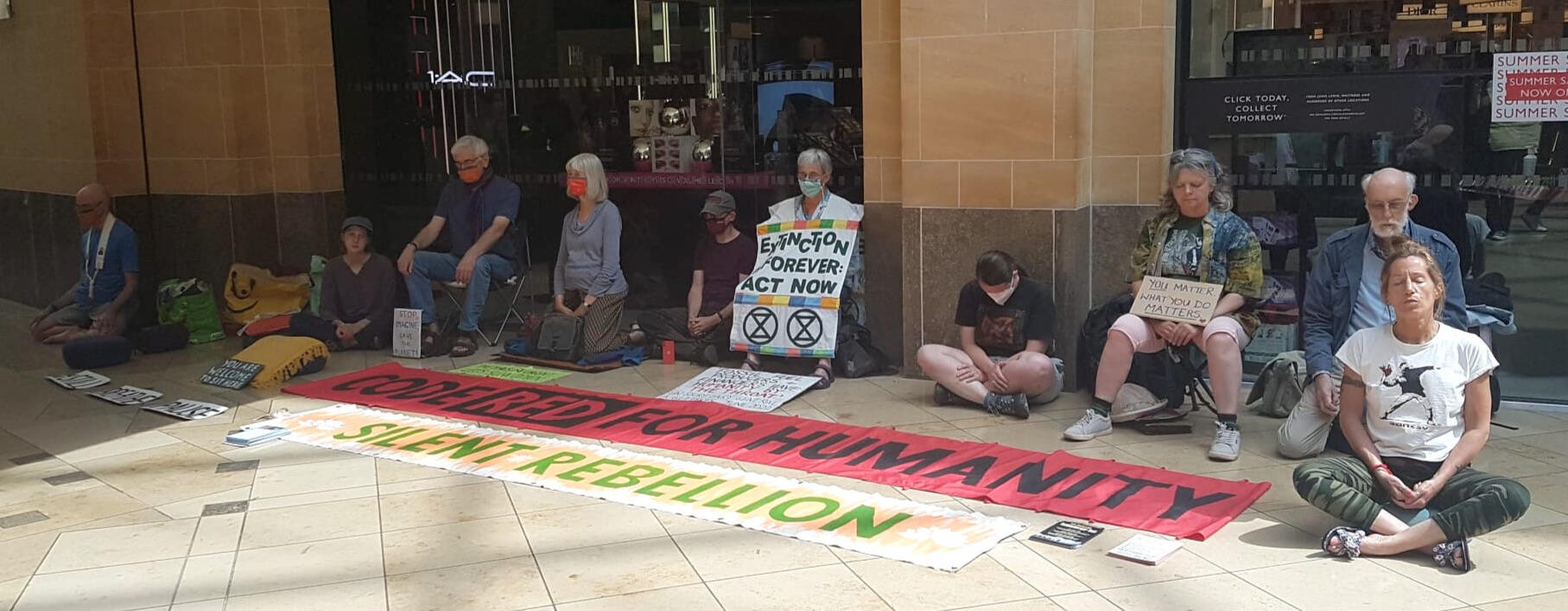 Big Sit in the Grand Arcade