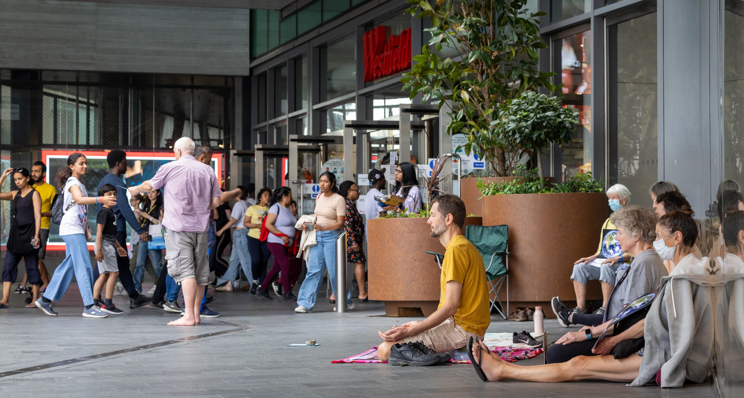 Big Sit in the Grand Arcade